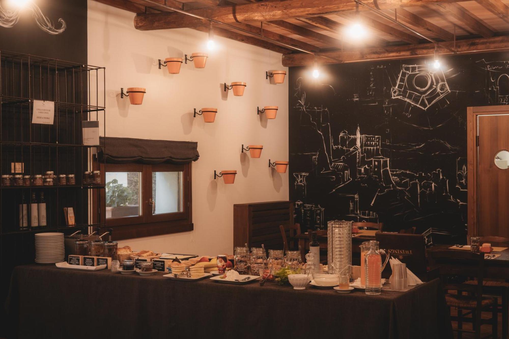 Agriturismo La Valle Di Vico カプラローラ エクステリア 写真