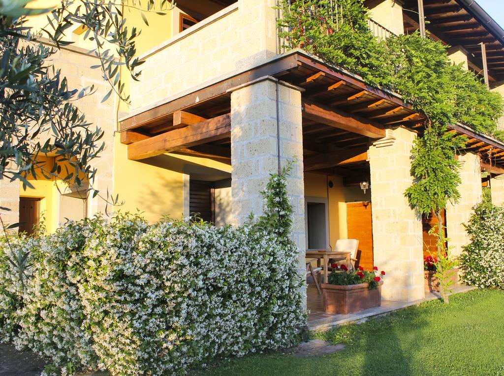 Agriturismo La Valle Di Vico カプラローラ エクステリア 写真